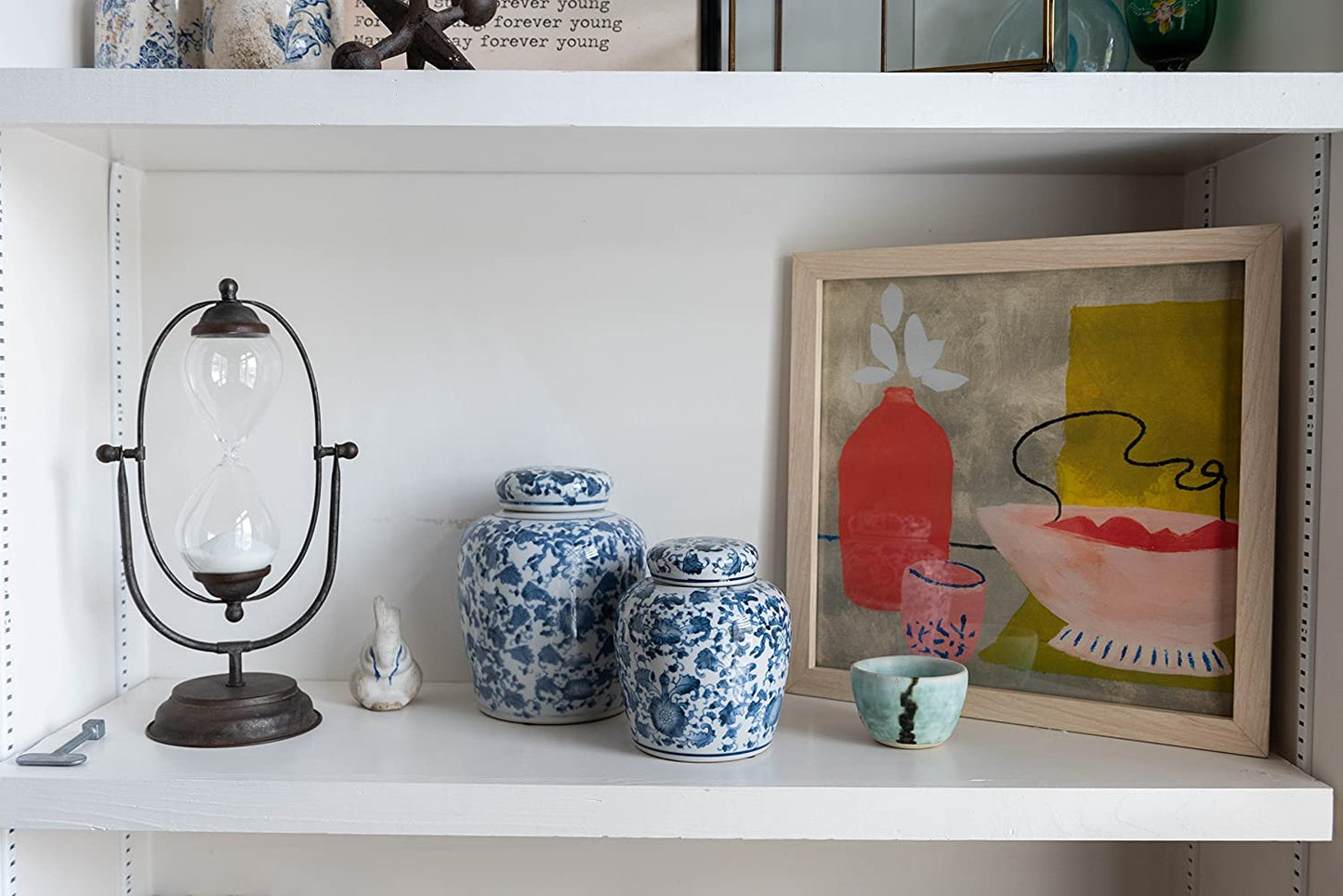 Decorative Blue and White Ceramic Ginger Jar with Lid